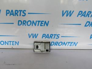 Gebruikte Verlichtings Module Volkswagen Phaeton (3D) 4.2 V8 40V 4Motion Prijs € 80,00 Margeregeling aangeboden door VW Parts Dronten