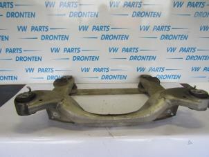 Gebruikte Subframe Volkswagen Phaeton (3D) 4.2 V8 40V 4Motion Prijs € 115,00 Margeregeling aangeboden door VW Parts Dronten