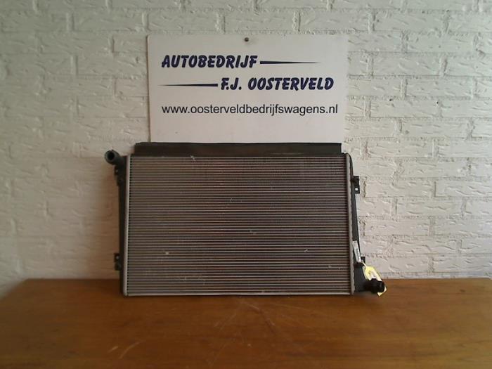 Gebruikte Intercooler Volkswagen Golf IV 4Motion (1J1) Prijs € 25,00 Margeregeling aangeboden door VW Parts Dronten