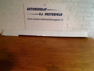 Gebruikte Schuifdeur rechts Mercedes Vito (639.6) Prijs € 35,00 Margeregeling aangeboden door VW Parts Dronten