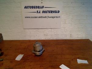 Gebruikte Motorrubber Porsche Cayenne (9PA) Prijs € 40,00 Margeregeling aangeboden door VW Parts Dronten