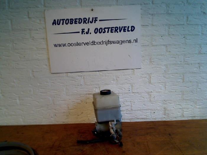 Gebruikte Subframe Toyota Land Cruiser 100 (J10) 4.2 TDI 100 24V Prijs € 300,00 Margeregeling aangeboden door VW Parts Dronten