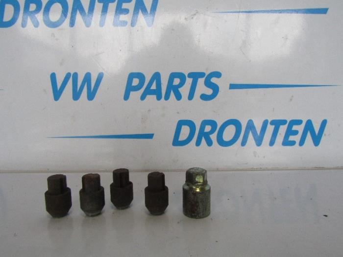 Gebruikte Diversen Alfa Romeo GTV (116) 6 2.5 Prijs € 10,00 Margeregeling aangeboden door VW Parts Dronten