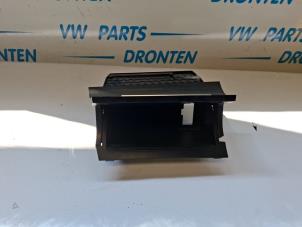 Gebruikte Dashboard deel Volkswagen Golf VII (AUA) 1.4 GTE 16V Prijs € 25,00 Margeregeling aangeboden door VW Parts Dronten