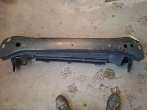 Gebruikte Frontbalk Volkswagen Transporter T5 2.5 TDi Prijs € 40,00 Margeregeling aangeboden door VW Parts Dronten