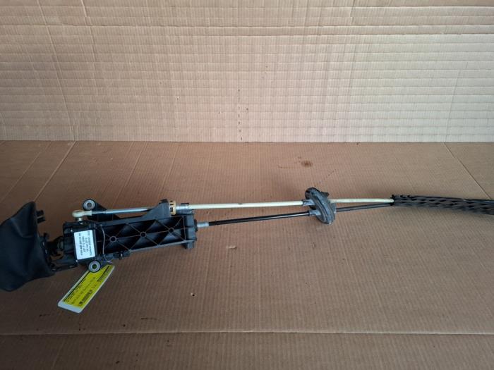 Gebruikte Schakelkabel Versnellingsbak Volkswagen Crafter 2.0 TDI 16V Prijs € 70,00 Margeregeling aangeboden door VW Parts Dronten