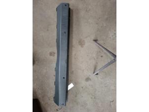 Gebruikte Bumpercover achter Volkswagen Crafter 2.0 TDI 16V Prijs € 35,00 Margeregeling aangeboden door VW Parts Dronten