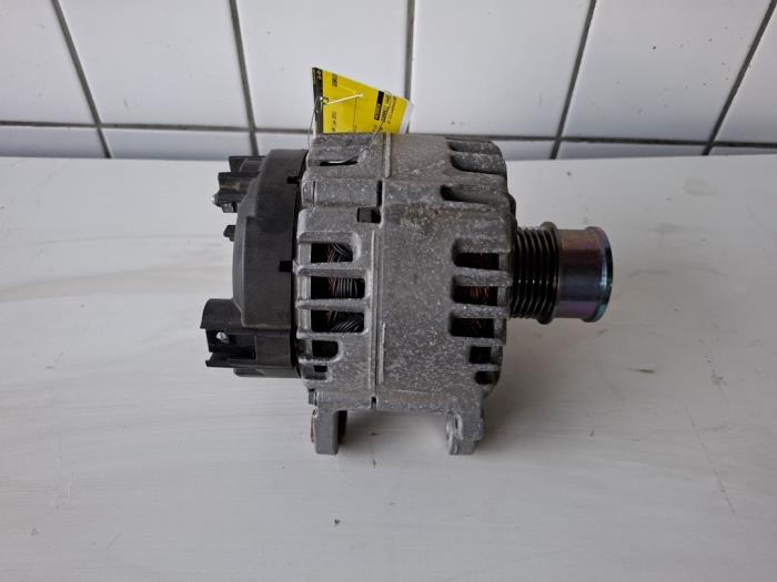 Gebruikte Dynamo Volkswagen Golf Sportsvan (AUVS) 1.5 TSI Evo BlueMotion 16V Prijs € 50,00 Margeregeling aangeboden door VW Parts Dronten
