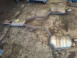Gebruikte Uitlaat Einddemper Audi A8 (D3) 3.7 V8 40V Quattro Prijs € 250,00 Margeregeling aangeboden door VW Parts Dronten