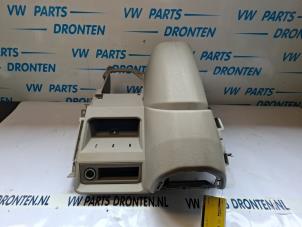 Gebruikte Dashboard deel Volkswagen Transporter T6 2.0 TDI 150 Prijs € 90,75 Inclusief btw aangeboden door VW Parts Dronten