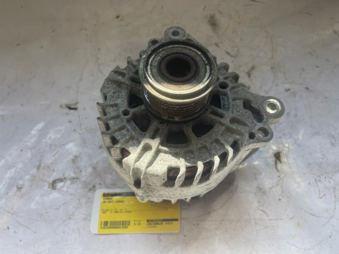 Gebruikte Dynamo Volkswagen Golf VI (5K1) 2.0 TDI 16V Prijs € 35,00 Margeregeling aangeboden door VW Parts Dronten