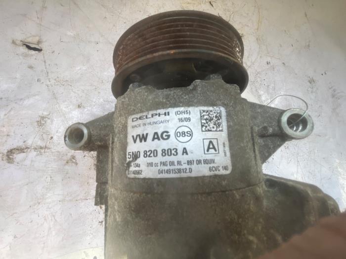 Gebruikte Aircopomp Volkswagen Golf VI (5K1) 2.0 TDI 16V Prijs € 45,00 Margeregeling aangeboden door VW Parts Dronten