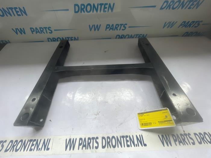 Gebruikte Stoelframe Volkswagen Caddy IV 1.6 TDI 16V Prijs € 35,00 Margeregeling aangeboden door VW Parts Dronten