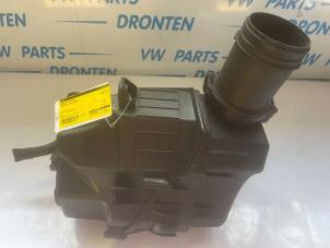 Gebruikte Luchtfilterhuis Audi A8 (D3) 3.7 V8 40V Quattro Prijs € 20,00 Margeregeling aangeboden door VW Parts Dronten
