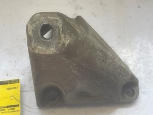 Gebruikte Motorrubber Volkswagen Phaeton (3D) 4.2 V8 40V 4Motion Prijs € 20,00 Margeregeling aangeboden door VW Parts Dronten