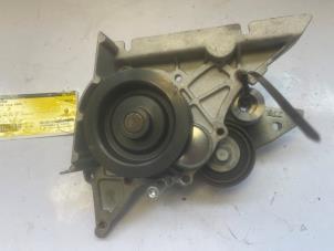Nieuwe Waterpomp Audi A8 (D3) 3.7 V8 40V Quattro Prijs € 30,25 Inclusief btw aangeboden door VW Parts Dronten