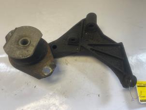 Gebruikte Motorrubber Alfa Romeo Spider (916) 2.0 16V Twin Spark Prijs € 30,00 Margeregeling aangeboden door VW Parts Dronten