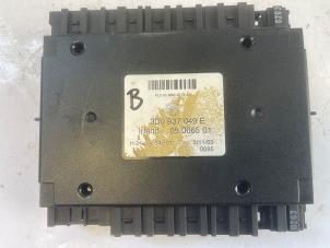 Gebruikte Computer Diversen Volkswagen Phaeton (3D) 6.0 W12 48V 4Motion Prijs € 45,00 Margeregeling aangeboden door VW Parts Dronten