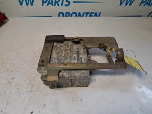 Gebruikte Computer Motormanagement Volkswagen Golf III Cabrio Restyling (1E7) 1.8 Kat. Prijs € 50,00 Margeregeling aangeboden door VW Parts Dronten