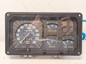 Gebruikte Tellerklok Alfa Romeo Alfetta GT (116) 2.0 GT Prijs € 90,00 Margeregeling aangeboden door VW Parts Dronten