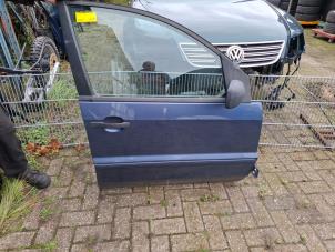 Gebruikte Deur 4Deurs rechts-voor Ford Fusion 1.4 16V Prijs € 50,00 Margeregeling aangeboden door VW Parts Dronten