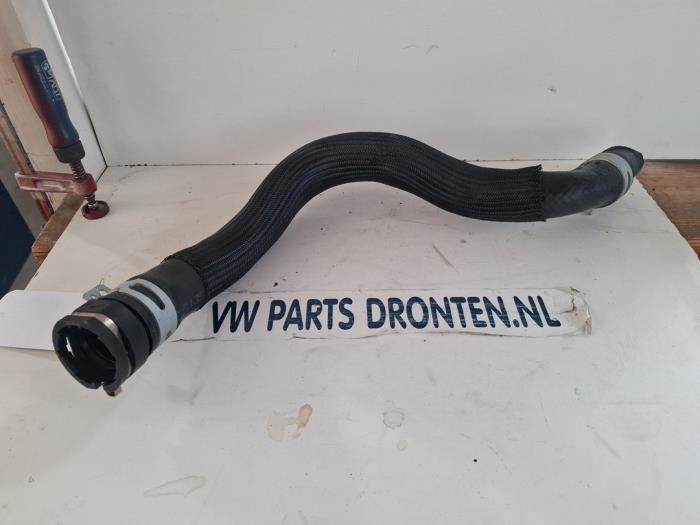Gebruikte Koelwaterslang Kia Xceed 1.6 GDI PHEV Prijs € 15,00 Margeregeling aangeboden door VW Parts Dronten