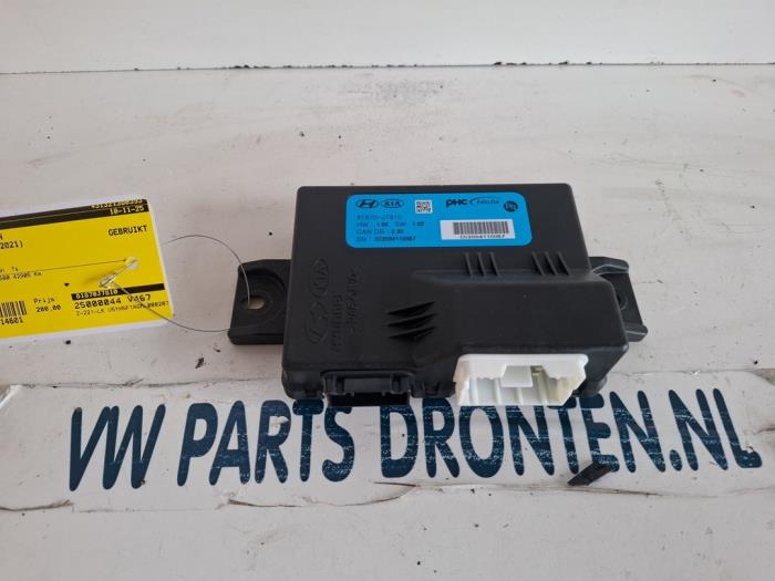 Gebruikte Computer Diversen Kia Xceed 1.6 GDI PHEV Prijs € 200,00 Margeregeling aangeboden door VW Parts Dronten