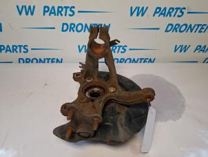 Gebruikte Fusee houder rechts-voor Audi A3 Limousine (8VS/8VM) 2.0 TDI 16V Prijs € 75,00 Margeregeling aangeboden door VW Parts Dronten