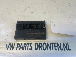 Gebruikte Computer Diversen Volkswagen Caddy III (2KA,2KH,2CA,2CH) 2.0 SDI Prijs € 40,00 Margeregeling aangeboden door VW Parts Dronten