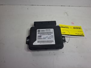 Gebruikte Computer Handrem Audi A8 (D3) 3.7 V8 40V Quattro Prijs € 115,00 Margeregeling aangeboden door VW Parts Dronten