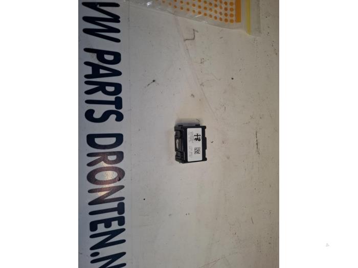Gebruikte Temperatuursensor binnen Alfa Romeo Stelvio (949) 2.2d 16V 210 Q4 Prijs € 30,00 Margeregeling aangeboden door VW Parts Dronten