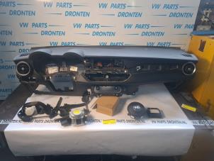 Gebruikte Airbag set + dashboard Alfa Romeo Stelvio (949) 2.2d 16V 210 Q4 Prijs € 1.850,00 Margeregeling aangeboden door VW Parts Dronten