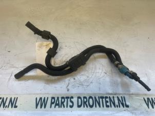 Gebruikte Brandstofleiding Volkswagen Caddy IV 2.0 TDI 102 Prijs € 35,00 Margeregeling aangeboden door VW Parts Dronten