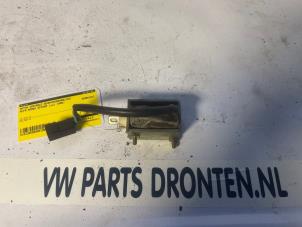 Gebruikte Motor Centrale Deurvergrendeling Alfa Romeo Spider (916) 2.0 16V Twin Spark Prijs € 35,00 Margeregeling aangeboden door VW Parts Dronten