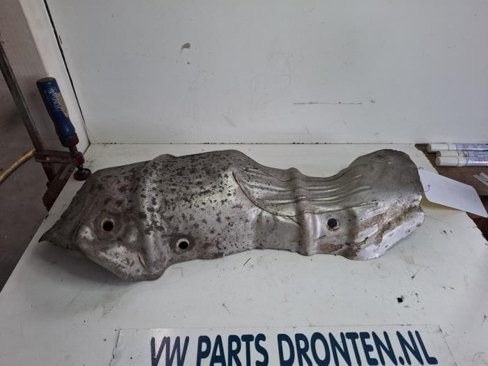 Gebruikte Hitteschild uitlaat Fiat 500 (312) 0.9 TwinAir 80 Prijs € 20,00 Margeregeling aangeboden door VW Parts Dronten