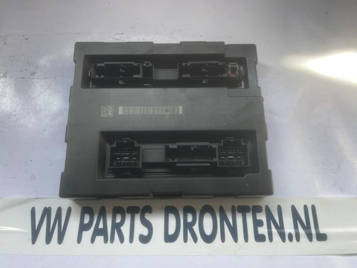 Gebruikte Computer Body Control Audi A4 Avant (B8) 2.0 TDI 16V Prijs € 45,00 Margeregeling aangeboden door VW Parts Dronten