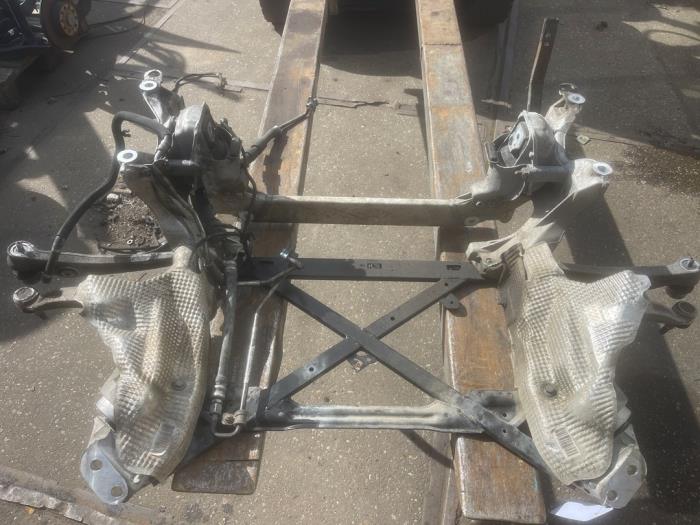 Gebruikte Subframe Audi A4 Avant (B8) 2.0 TDI 16V Prijs € 65,00 Margeregeling aangeboden door VW Parts Dronten