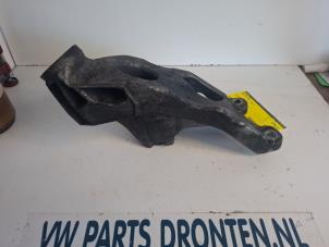 Motorrubber van een Audi A4 Avant (B8) 2.0 TDI 16V 2011