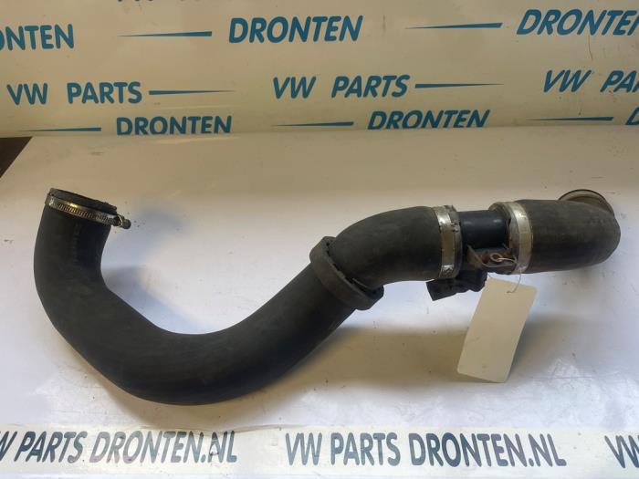 Gebruikte Intercooler Slang Volkswagen Transporter T5 2.0 TDI DRF Prijs € 30,00 Margeregeling aangeboden door VW Parts Dronten