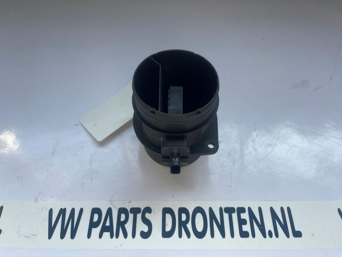 Gebruikte Luchtmassameter Volkswagen Transporter T5 2.0 TDI DRF Prijs € 25,00 Margeregeling aangeboden door VW Parts Dronten