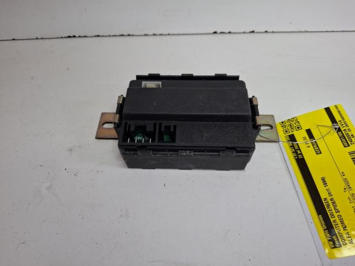 Gebruikte Computer Diversen Alfa Romeo Spider (916) 2.0 16V Twin Spark Prijs € 20,00 Margeregeling aangeboden door VW Parts Dronten
