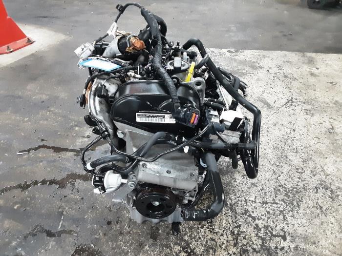 Motor van een Skoda Fabia III Combi (NJ5) 1.0 TSI 12V 2018