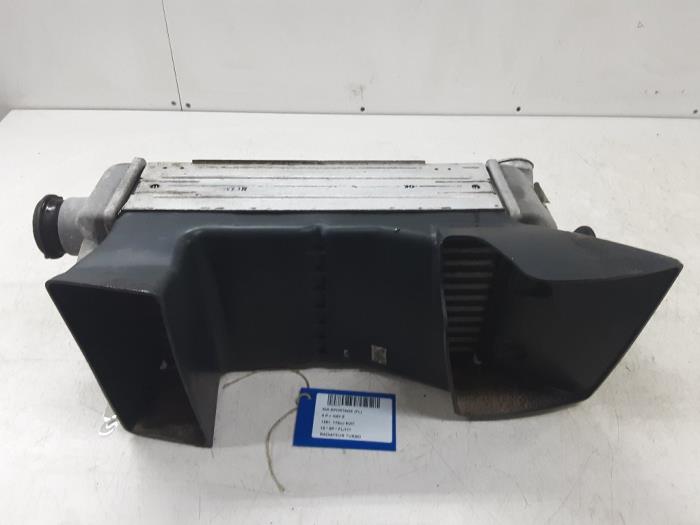 Intercooler van een Kia Sportage (QL) 1.6 T-GDI 16V 4x2 2018