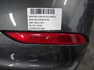 Gebruikte Bumper reflector rechts-achter BMW 5 serie (E60) 520d 16V Corporate Lease Prijs op aanvraag aangeboden door Collignon & Fils