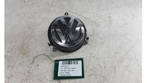 Gebruikte Handgreep Achterklep Volkswagen Golf V (1K1) 1.9 TDI Prijs € 50,00 Inclusief btw aangeboden door Collignon & Fils