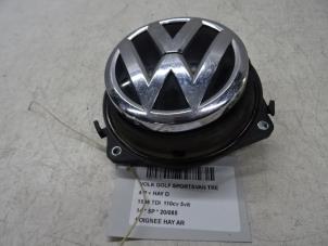 Gebruikte Handgreep Achterklep Volkswagen Golf Sportsvan (AUVS) 1.6 TDI BlueMotion 16V Prijs € 50,00 Inclusief btw aangeboden door Collignon & Fils
