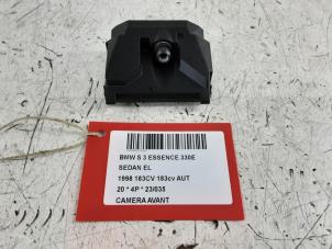 Gebruikte Camera voorzijde BMW 3-Serie Prijs € 300,00 Inclusief btw aangeboden door Collignon & Fils