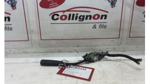 Gebruikte Pinker Schakelaar Mercedes C-Klasse Prijs € 30,00 Inclusief btw aangeboden door Collignon & Fils