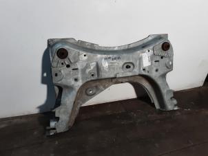 Gebruikte Motorbalk Renault Clio Prijs € 75,00 Inclusief btw aangeboden door Collignon & Fils