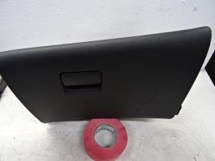 Gebruikte Opbergvak Opel Astra Prijs € 40,00 Inclusief btw aangeboden door Collignon & Fils